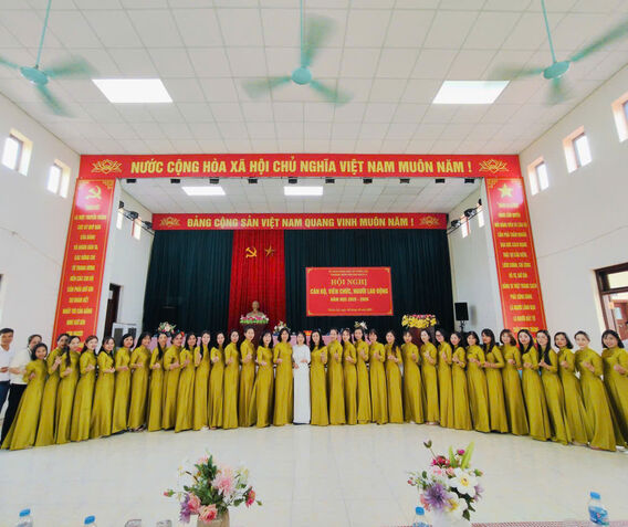 HỘI NGHỊ CÁN BỘ,VIÊN CHỨC, NGƯỜI LAO ĐỘNG NĂM HỌC 2025-2026